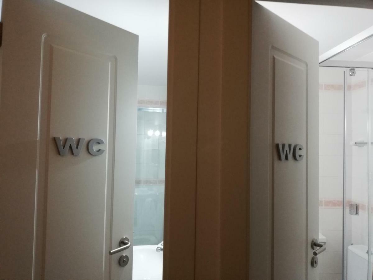 Hostal Parellades シッチェス エクステリア 写真